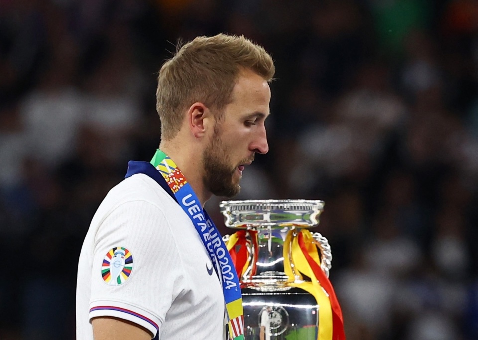 官方网站-凯恩连续十五场比赛得分超过出色防守，利物浦不断突破！赢得满堂喝彩-官方网站